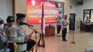 Kapolres Purwakarta Berikan Reward Kepada 11 Personil Yang Telah Menyelamatkan Uang Negara