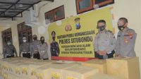 Peduli Banjir,Polres Situbondo Kirim Bantuan Sembako Untuk Korban Bencana di NTT