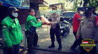 Polsek Metro Gambir Bagi Sembako Kepada Ojol,Pemulung dan Warung Kecil