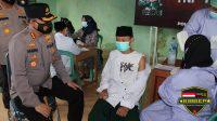 Polresta Pekanbaru Gelar Gerai Vaksin Untuk Kelompok Rentan Penularan Covid-19 di Ponpes Nurul Huda