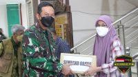 Jelang HUT ke-74, Korem 043/Gatam Gelar Serbuan Vaksinasi dan Pembagian Sembako Kepada Masyarakat