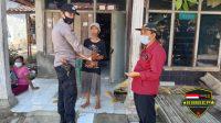 Aktif Bagikan Bantuan Beras Dari Kesekretariatan Presiden,Bripka Tanto Semangat
