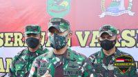 Gencarkan Program Program Pemerintah, Pangdam XVII/Cenderawasih Tinjau Langsung Serbuan Vaksinasi di Kabupaten Keerom