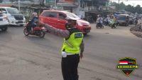 Jajaran unit lantas Polsek Pandeglang melaksanakan Strong Point pagi