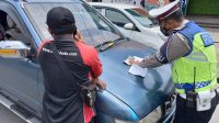 Satlantas Polres Tulang Bawang Gelar Penertiban Terhadap Travel Gelap di Pasar Unit 2