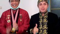Anton Charliyan Memberikan 5 Pesan Rahasia Khusus Dalam Pelantikan Panglima Baranusa Pajajaran di Keraton Kanoman. Apa Isi Sesungguhnya ???.