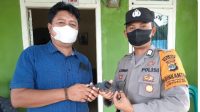 Kades Abu Sali Serahkan Senpira Ke Polisi