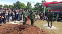 Mayjen TNI Rudianto Pimpin Upacara Penghormatan Pemakaman Sertu Moeh Rizal Maulana Arifin,Pahlawan Bagi Bangsa