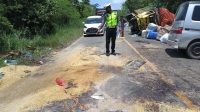 Satlantas Polres Tulang Bawang Olah TKP Kecelakaan Yang Akibatkan Satu MD dan Dua LB
