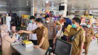 Sidak di Toko, Polsek Penawartama Bersama Instansi Terkait Temukan Produk Kadaluwarsa