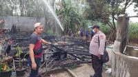 Polsek Menggala Olah TKP Kebakaran Rumah, Berikut Kronologi Kejadiannya