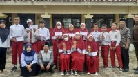 Bahagia,13 Pelajar Kelas 6 UPTD SDN 2 Sliyeg Lor Terima Surat Kelulusan