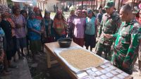 Binter Di Daerah Operasi: Satgas Satuan Organik Yonif Raider 301/PKS Berikan Bimbingan Pengolahan Bahan Makanan