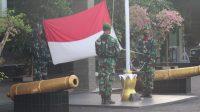 Tingkatkan Sikap Disiplin Dan Cinta Tanah Air, Prajurit Dan PNS Kodim 0410/KBL Laksanakan Upacara Bendera