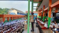 Kanit Lantas Polsek Sukaraja Berikan Materi MPLS di SMPN 2 Sukaraja