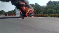 Bus MGI Terbakar di Gerbang Tol Ciawi, Polisi Gelar Olah TKP