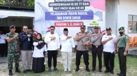 Kapolres Kampar Kunjungi Vaksin Massal dan Donor Darah di Polsek Siak Hulu