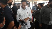 Setelah Meninjau Pembagian BLT, Presiden RI Kunjungi Pasar Gintung