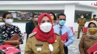 Walikota Eva Dwiana Berpesan; Seragam Baru Pelajar Tak Beratkan Orang Tua Murid