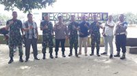 Tingkatkan Sinergitas dan Solidaritas TNI-POLRI, Personil Polsek Siak Hulu Makan Bareng TNI Kav 6/RBT