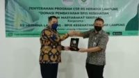Penyerahan Program CSR, RS Hermina Lampung ke BPJS Kota Bandar Lampung