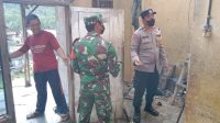 Polsek Penengahan, Koramil 421.03/Penengahan dan Warga Bantu Bedah Rumah Warga Kampung Jering