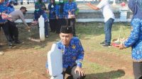 ASN Pemkab Indramayu Ziarahi Makam Pahlawan Jelang HUT KORPRI ke-51