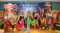 Lestarikan Budaya, Panglima, Kapolri dan Kepala Staf Main Wayang Orang
