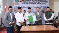 Bupati Bandung Dadang Supriatna Hadiri Peluncuran Program One Pesantren One Paranje di Ponpes Bustanul Wildan
