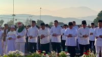 Menhan Prabowo Subianto dan Anton Chaliyan Salat Iduladha Bersama Ribuan Warga Bandung Barat
