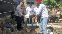 Kapolsek Sukra Lakukan Peletakan Batu Pertama Rutilahu