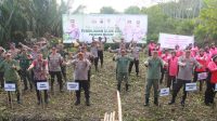 Peringati Hari Kemerdekaan RI Ke 78, Polresta Cilacap Tanam 1000 Pohon Mangrove