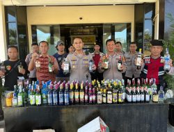 Gelar Razia Miras,Polres Lampung Utara Amankan Ratusan Botol Berbagai Merk