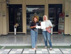 Diancam Pakai Celurit,Ibu dan Anak Lapor Polisi