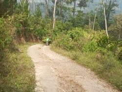 Jalan Rusak di Sadahayu Tak Pernah Tersentuh Pemkab Cilacap