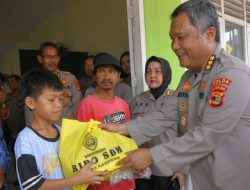 Polda Lampung Salurkan 1000 Paket Sembako,Bakti Kesehatan dan Tanam Pohon