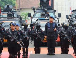 Irjen Ahmad Luthfi Pimpin Upacara HUT Brimob ke- 78 di Polda Jeteng