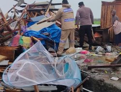 Puting Beliung Hancurkan Rumah Warga,Polsek Juntinyuat Tangkas