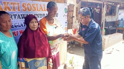 Rangkaian HUT ke-3,Kembali Sekber FWI Salurkan Bingkisan, Kali ini Kaum Dhuafa di Jatibarang