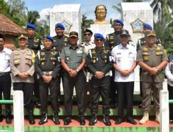 Danrem 043/Gatam Dampingi Wadan Puspom TNI AD Letakan Batu Pertama Monumen Perjuangan CPM