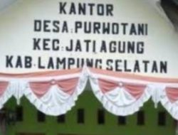 Perangkat Desa Purwotani Diduga Diberhentikan Sepihak,Tempuh Jalur Hukum