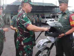 Dandim 0410/KBL Serahkan Sepeda Motor ke Babinsa dari Kemenham RI