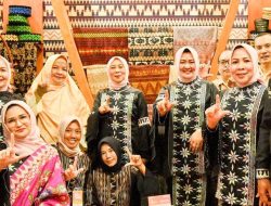 Nanda Pamerkan Hasil Pengrajin Kabupaten Pesawaran di Inacraft 2024