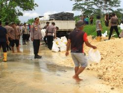 Wakapolresta Cilacap Pantau Ratusan Rumah Warga Terdampak Banjir
