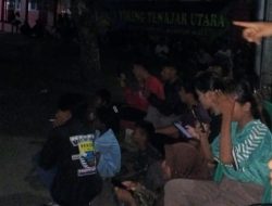 Karang Taruna Tunas Karya Ajak Warga Nobar Sepak Bola