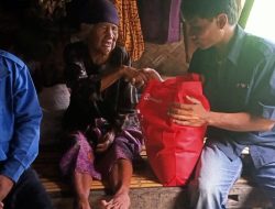 Sekber FWI Santuni Wasimah,Lansia Yang Rumahnya Roboh