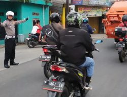Personil Polsek Ciampea Ruti Laksanakan Pengaturan lalulintas