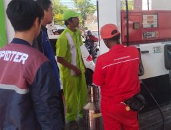 Satreskrim Polres Indramayu Sidak SPBU, Pastikan Takaran Liter BBM