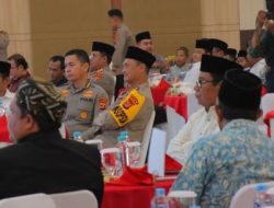 Polda Lampung Buka Puasa Bersama Insan Pers dan Santuni Ratusan Anak Yatim