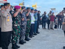 Kasrem 043/Gatam dan Kapolda Lampung Cek Arus Balik di Pelabuhan Bakauheni